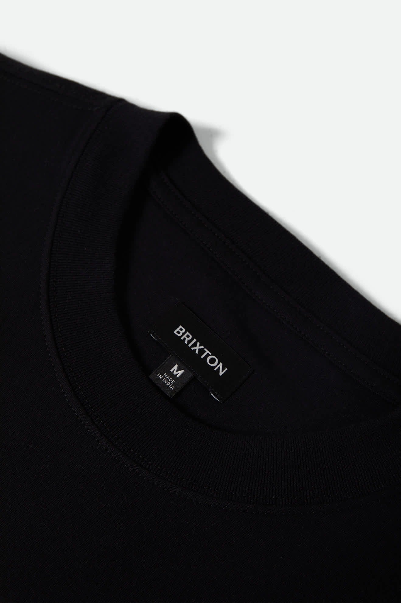 Mollar Short Sleeve Cropped T-Shirt - Black