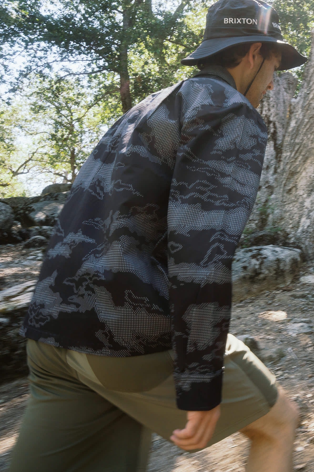 Journey Lightweight Shirt - Black Camo