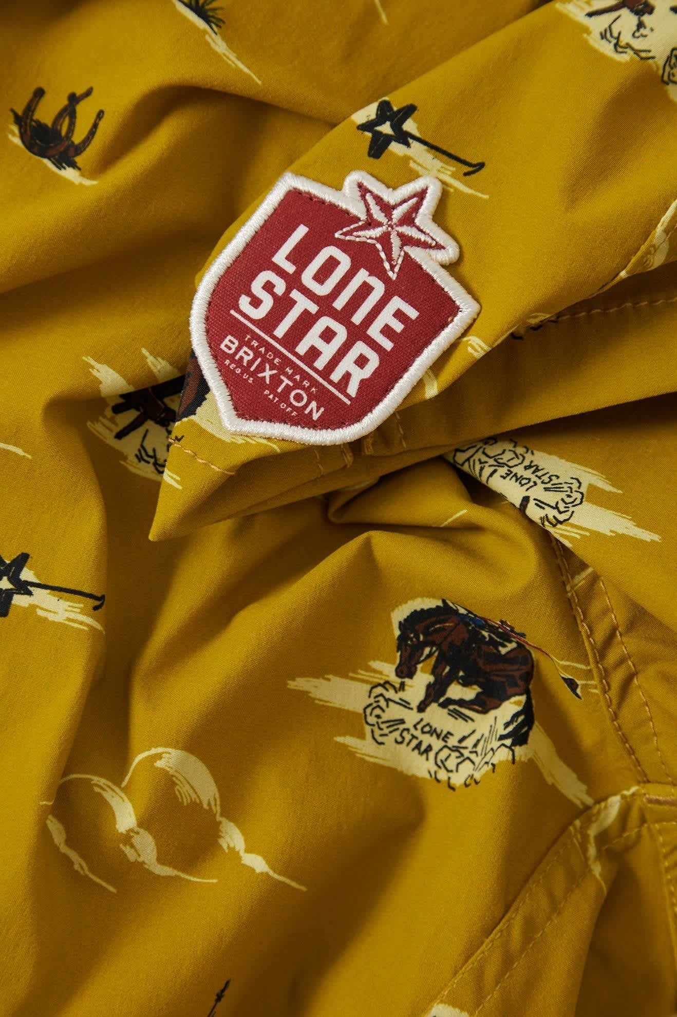 Everyday Stretch Hybrid Short 7" - Texas Gold Lone Star