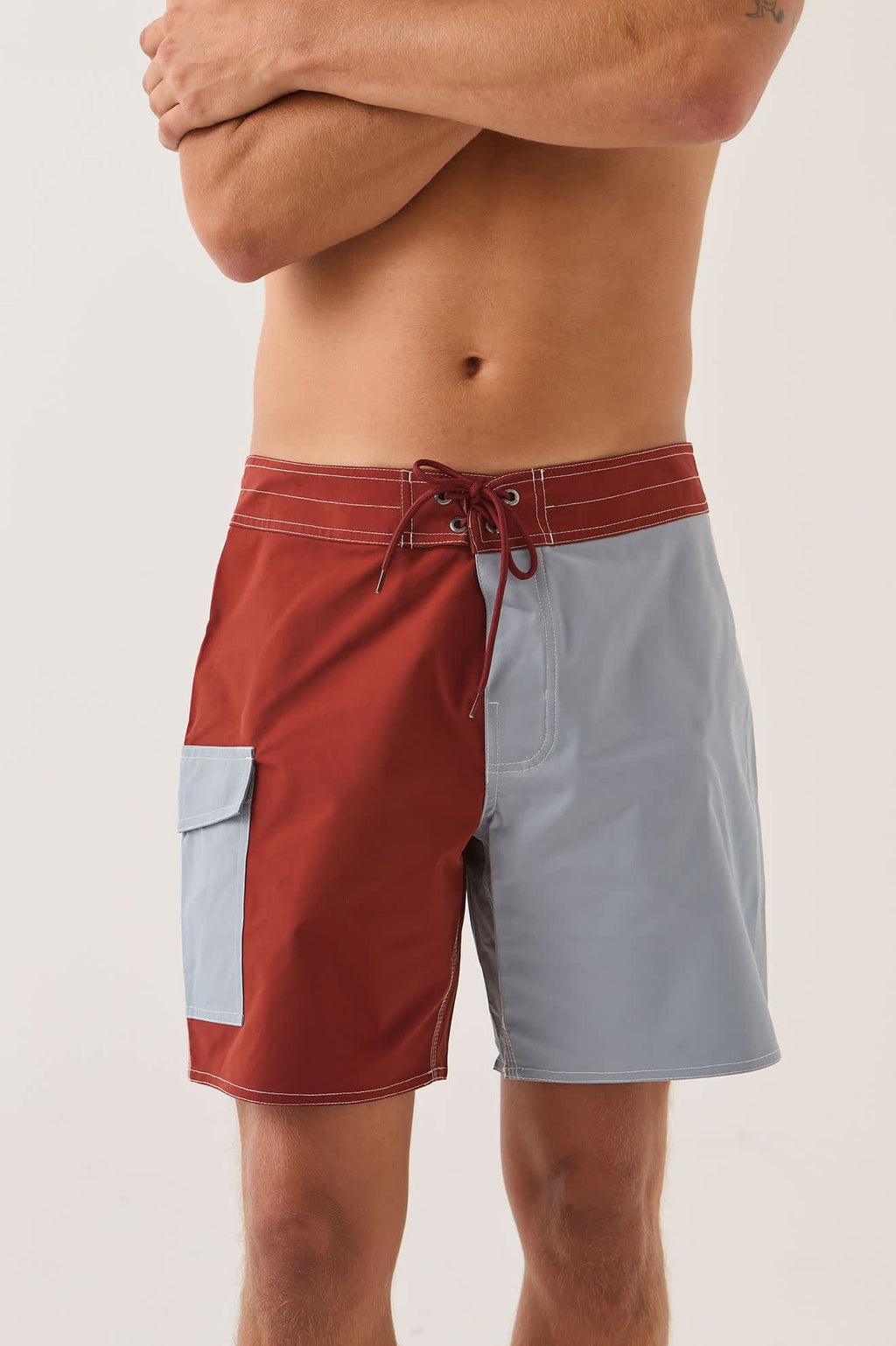 Classic Trunk 17" - Dark Brick/Dusty Blue