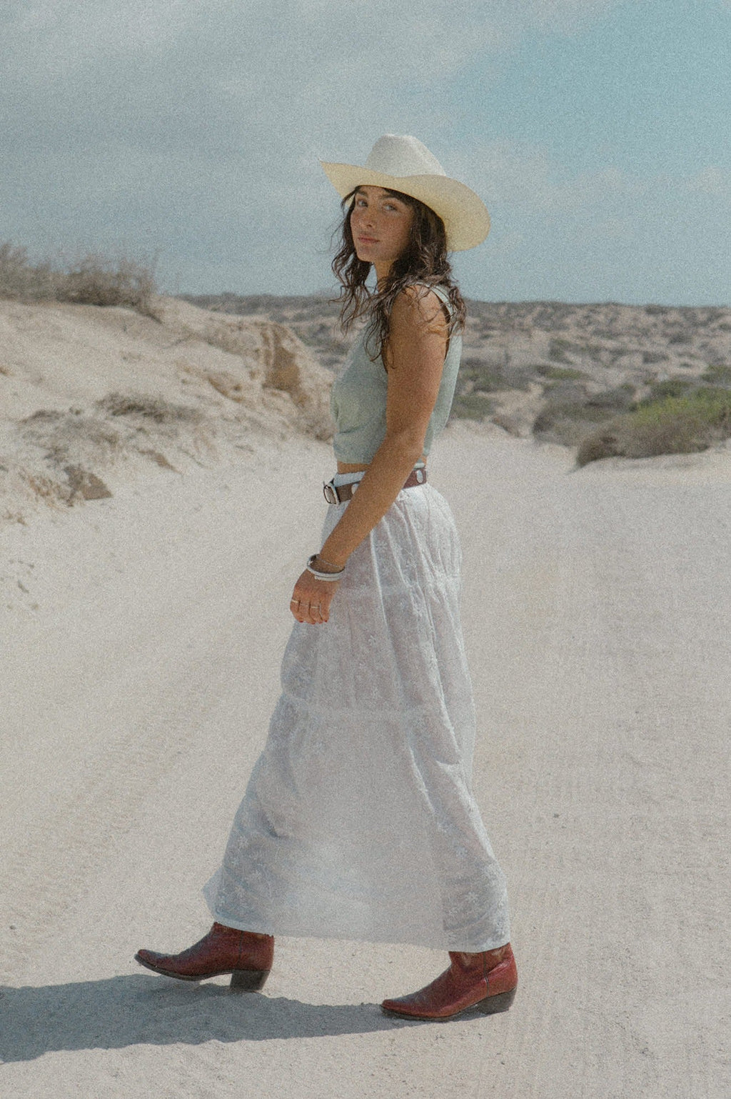 The Abigail Skirt - Off White Floral