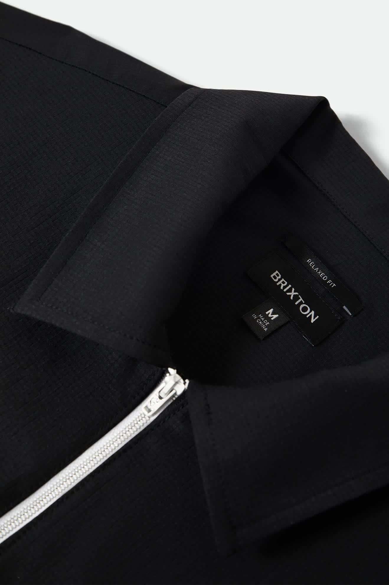 Journey Lightweight 1/2 Zip Cropped Short Sleeve Shirt - Black