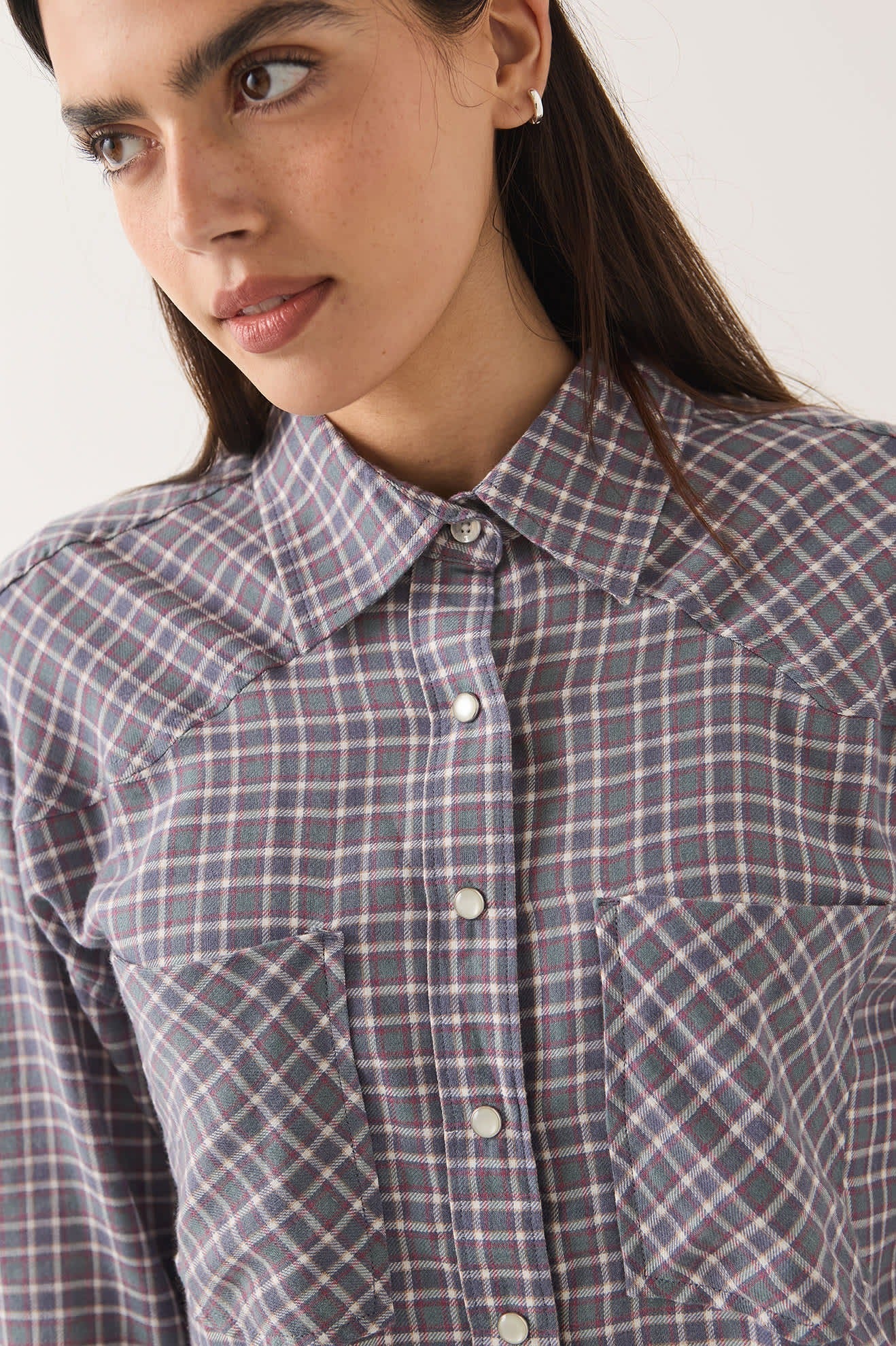 Wayne Women's Shirt - Soft Navy Plaid