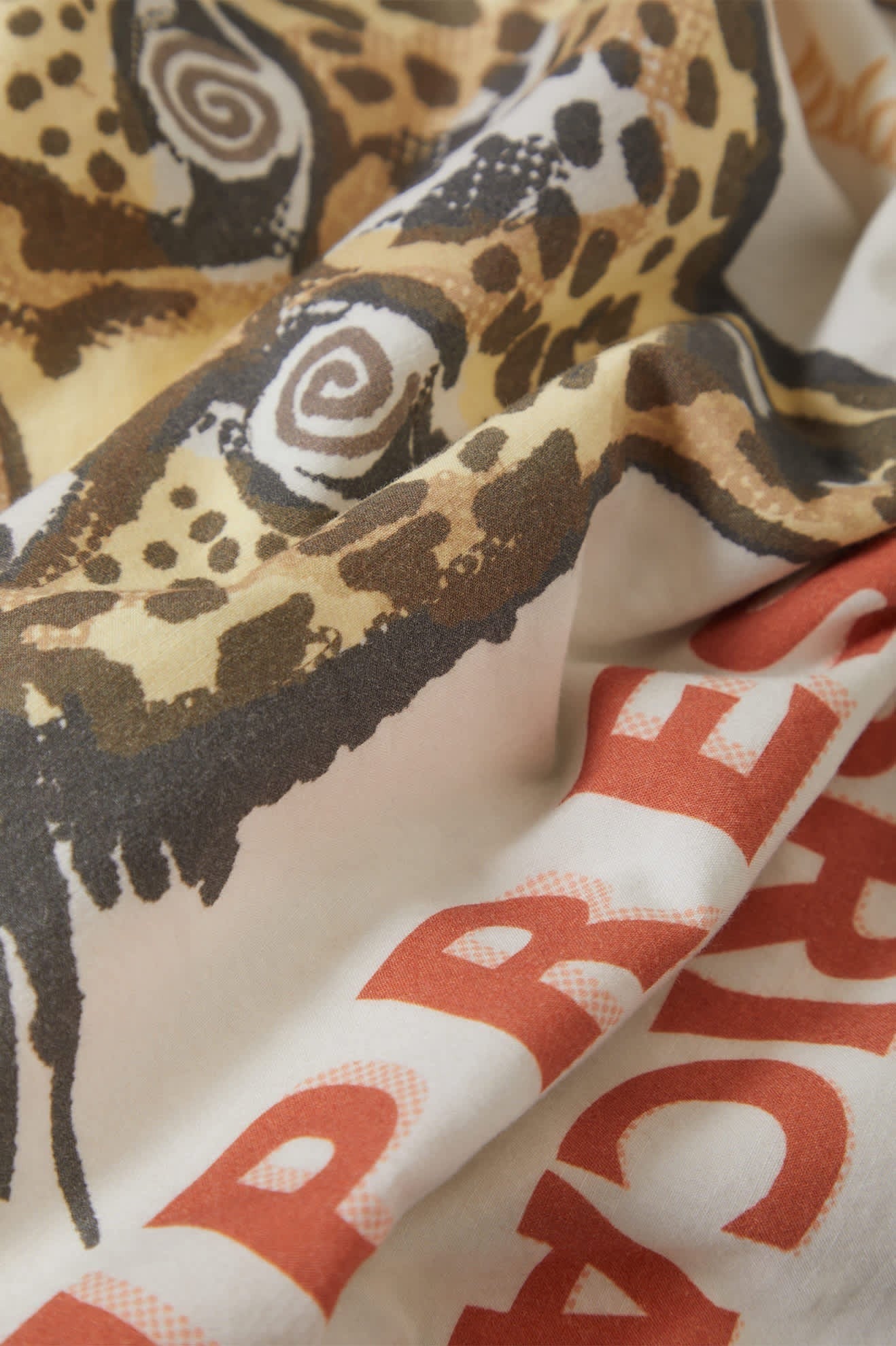 The Luna Vest - Lost In Reality Print