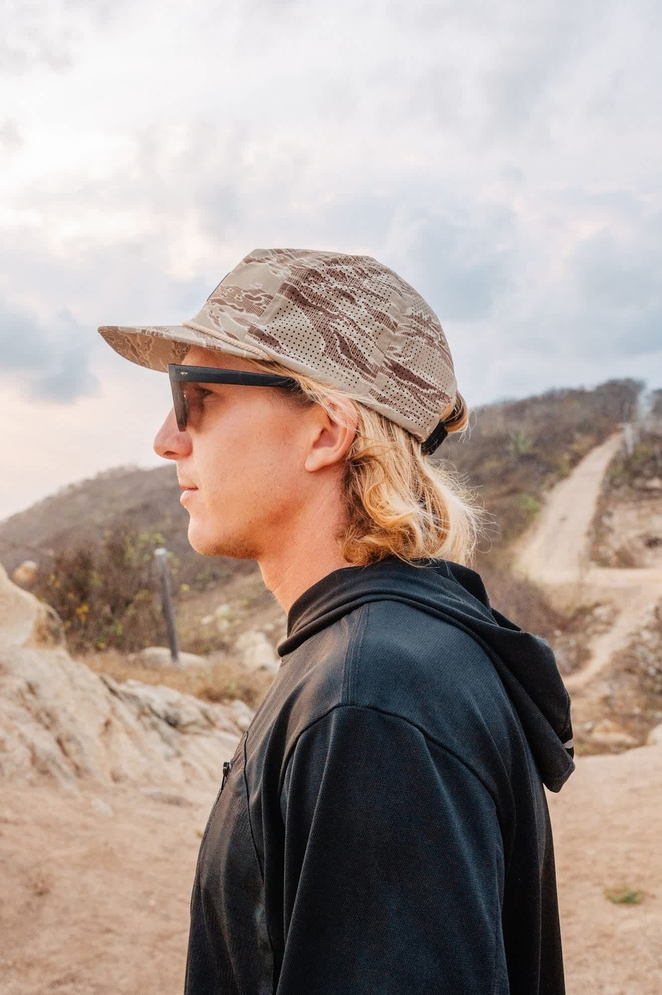 Journey Performance Snapback - Desert Tiger Camo