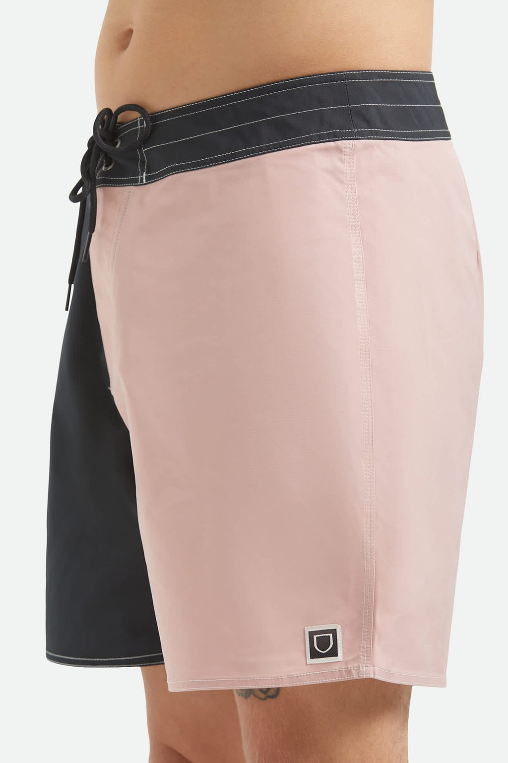 Classic Trunk 17" - Black/Silver Pink