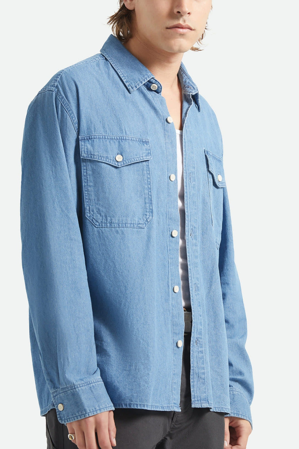 Waylon Lightweight Overshirt - Medium Wash Chambrey