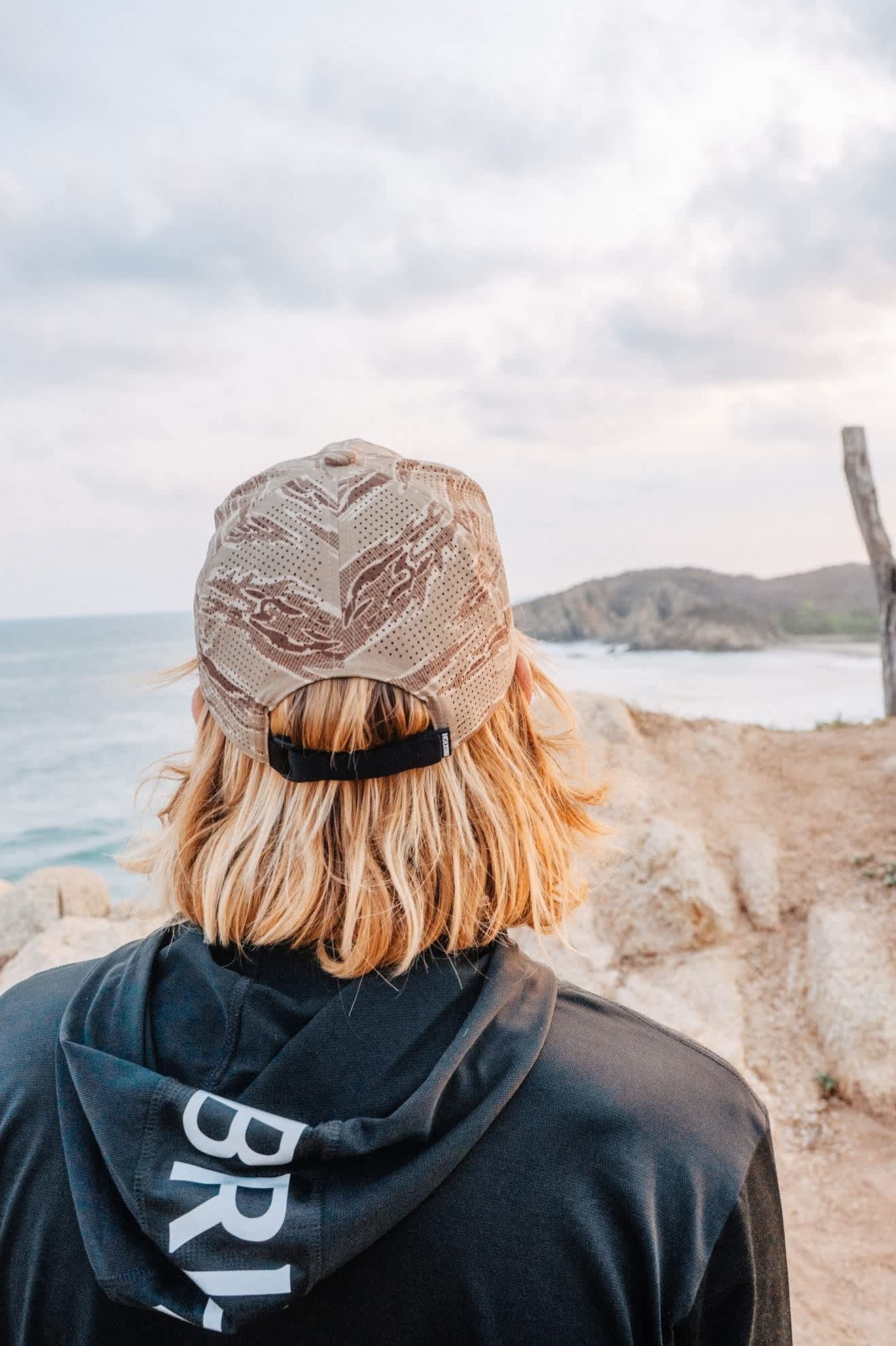 Journey Performance Snapback - Desert Tiger Camo