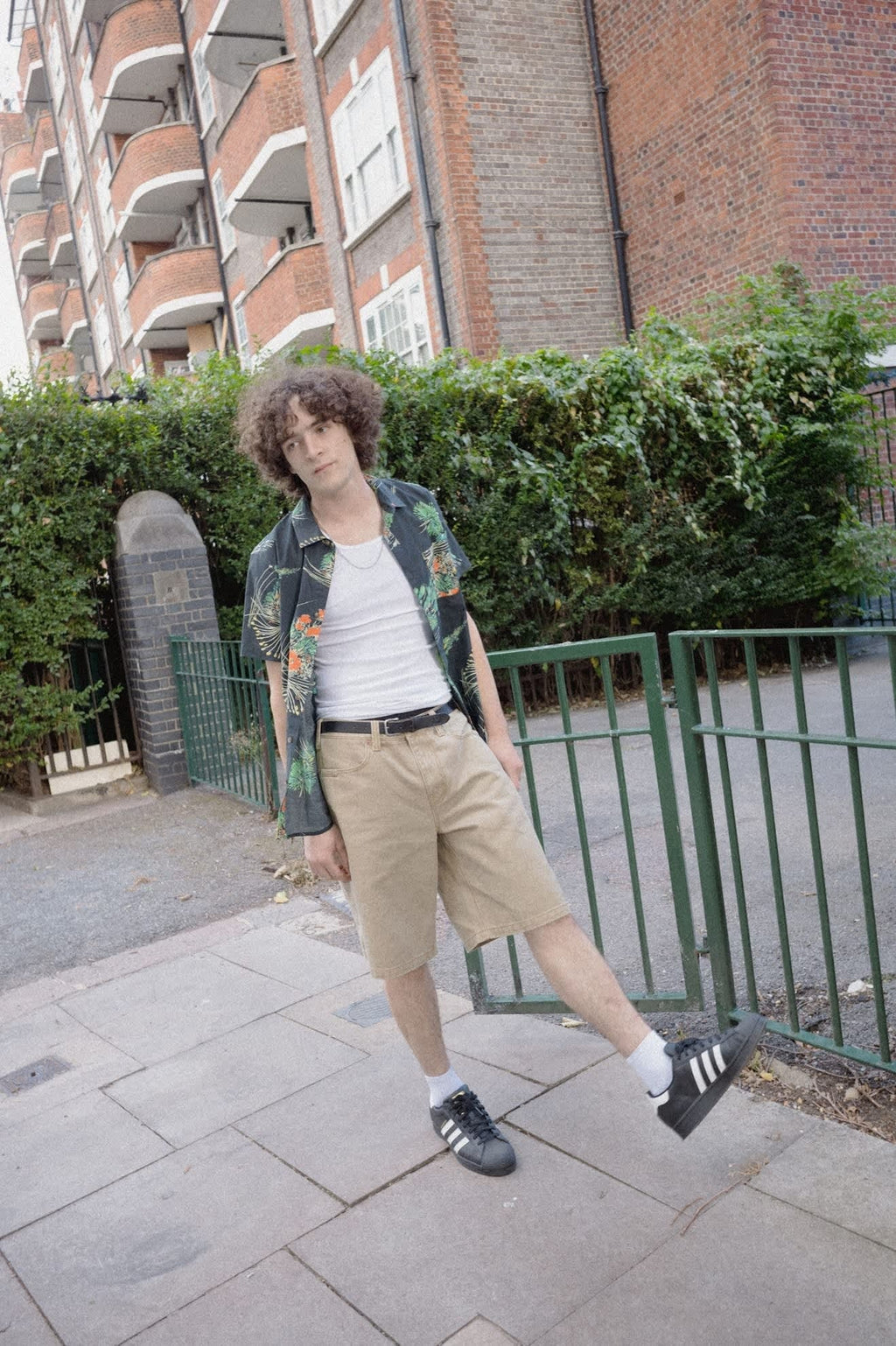 Brixton Relaxed Short - Washed British Khaki