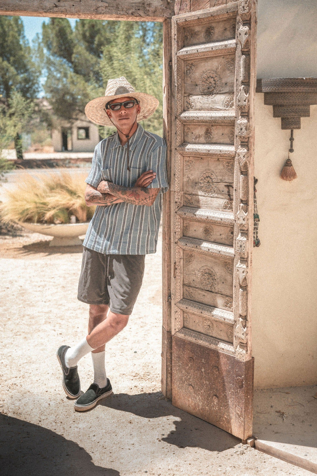 The Dexter Textured Stripe Short Sleeve Shirt - Black/Dusty Blue