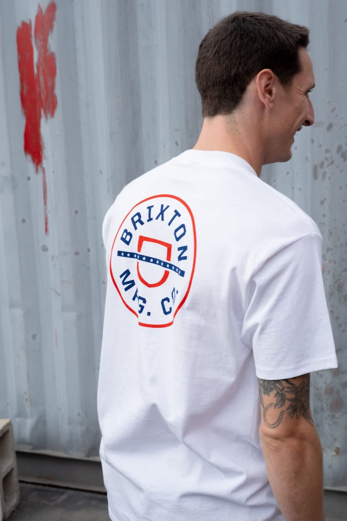 Crest Starline Short Sleeve Standard T-Shirt - White/Red/Navy