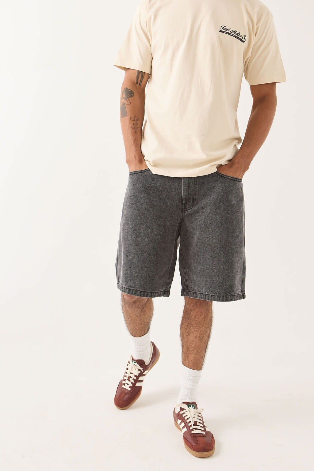 Brixton Relaxed Short - Washed Black Denim