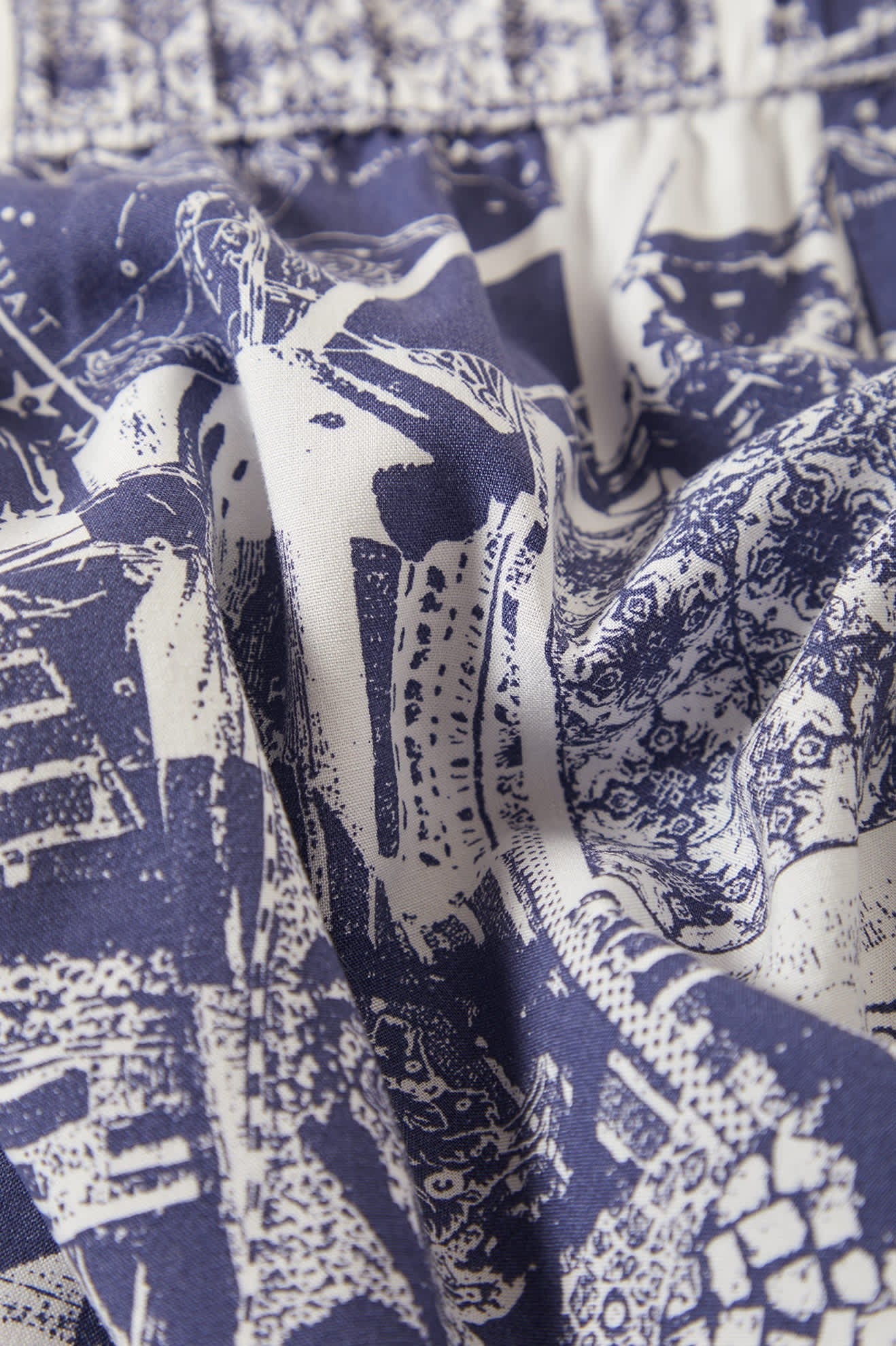 Post Playa E-Waist Short - Navy/White Collage