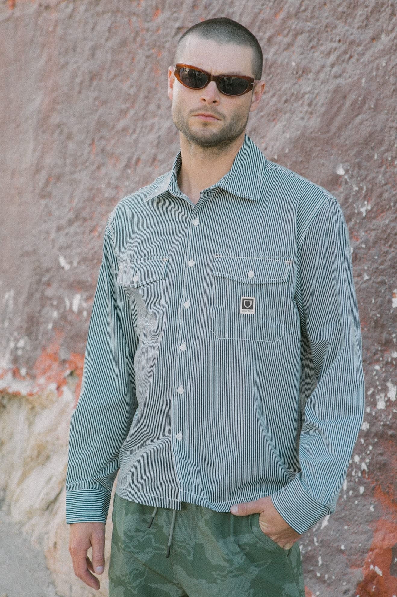 Journey Lightweight Long Sleeve Shirt - Navy/White Stripe