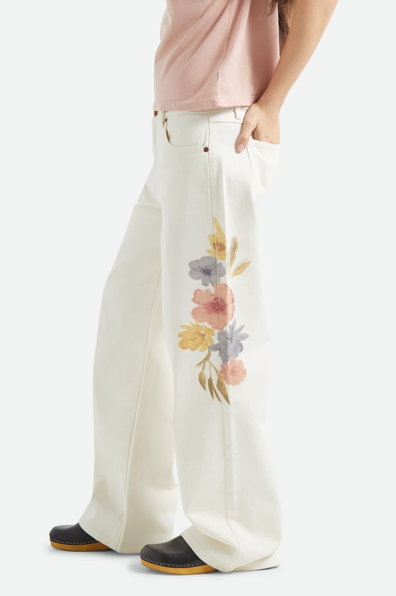 The Chloe 5-Pocket Pant - Off White Floral Burst