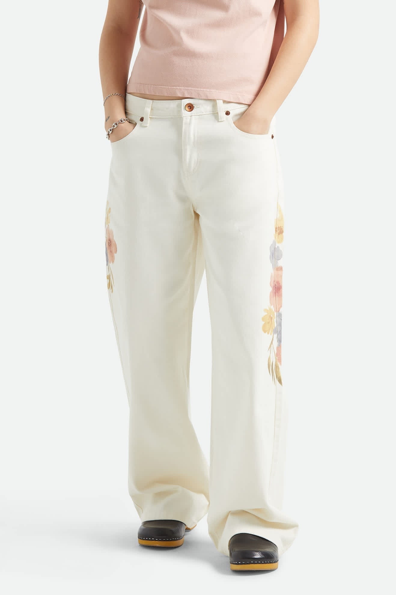 The Chloe 5-Pocket Pant - Off White Floral Burst