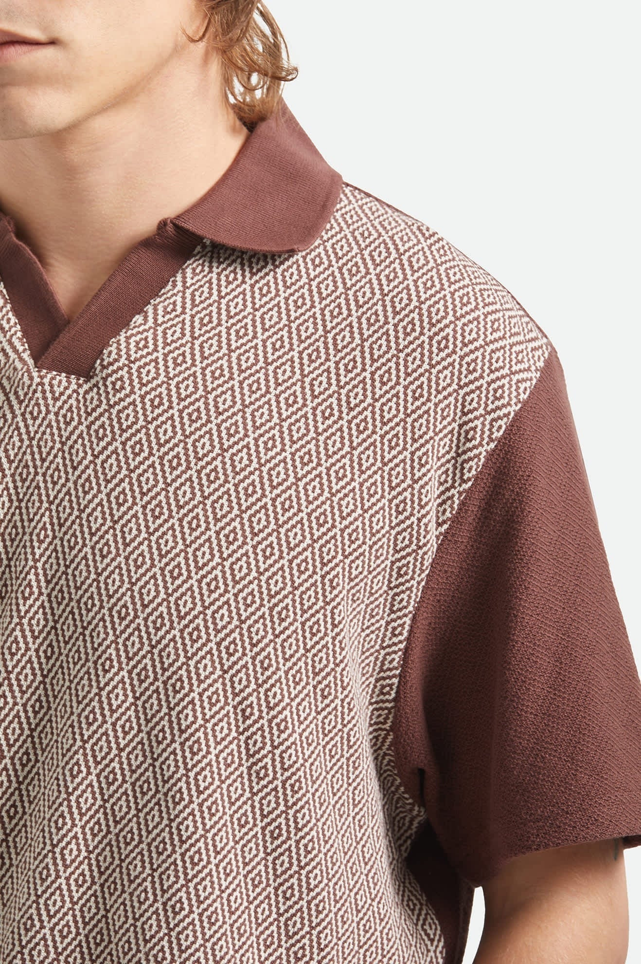Theo Jacquard Short Sleeve Polo - Chocolate/Off White
