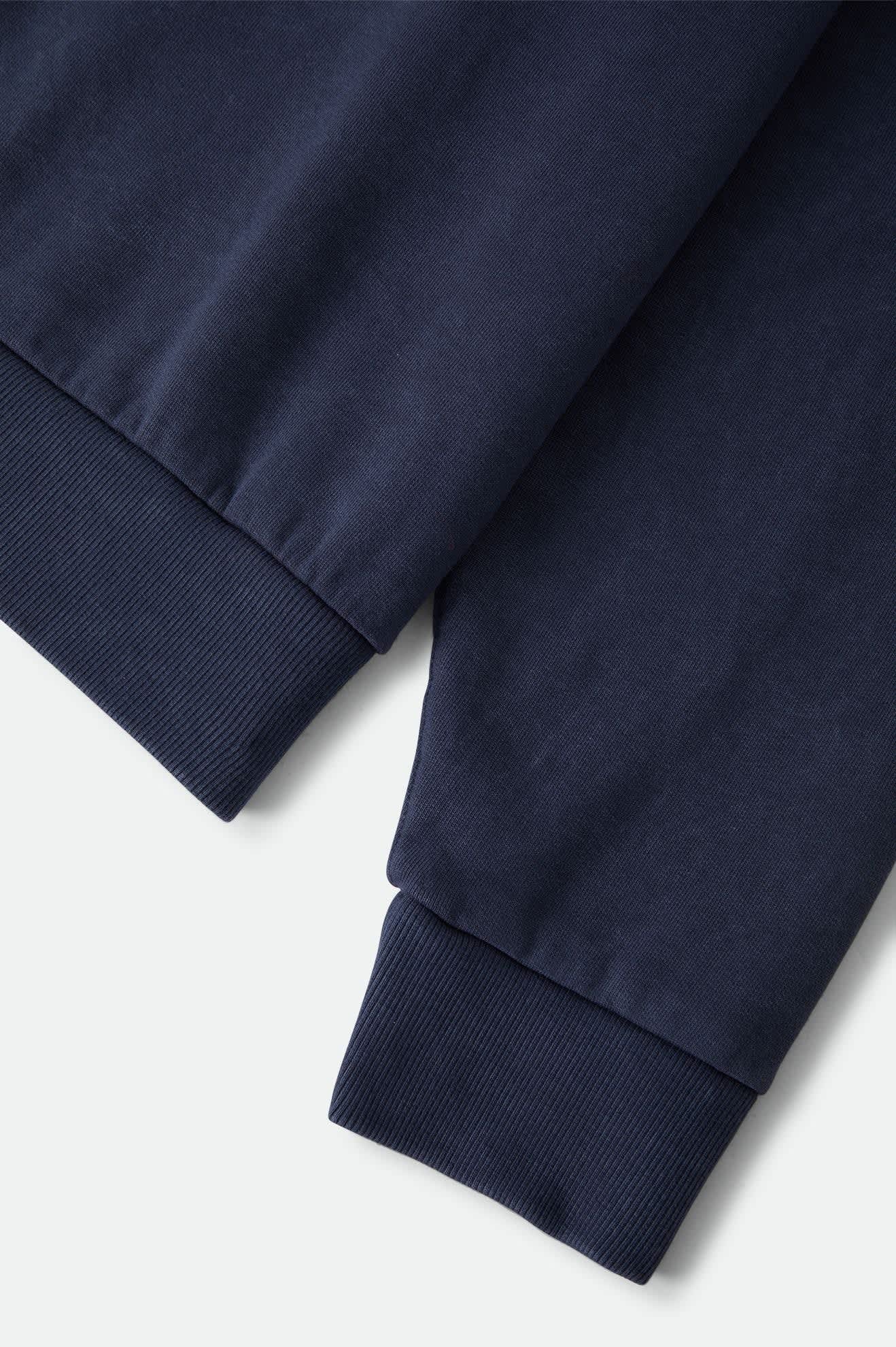 Brixton Baseline Crew Fleece - Washed Navy Vintage Wash