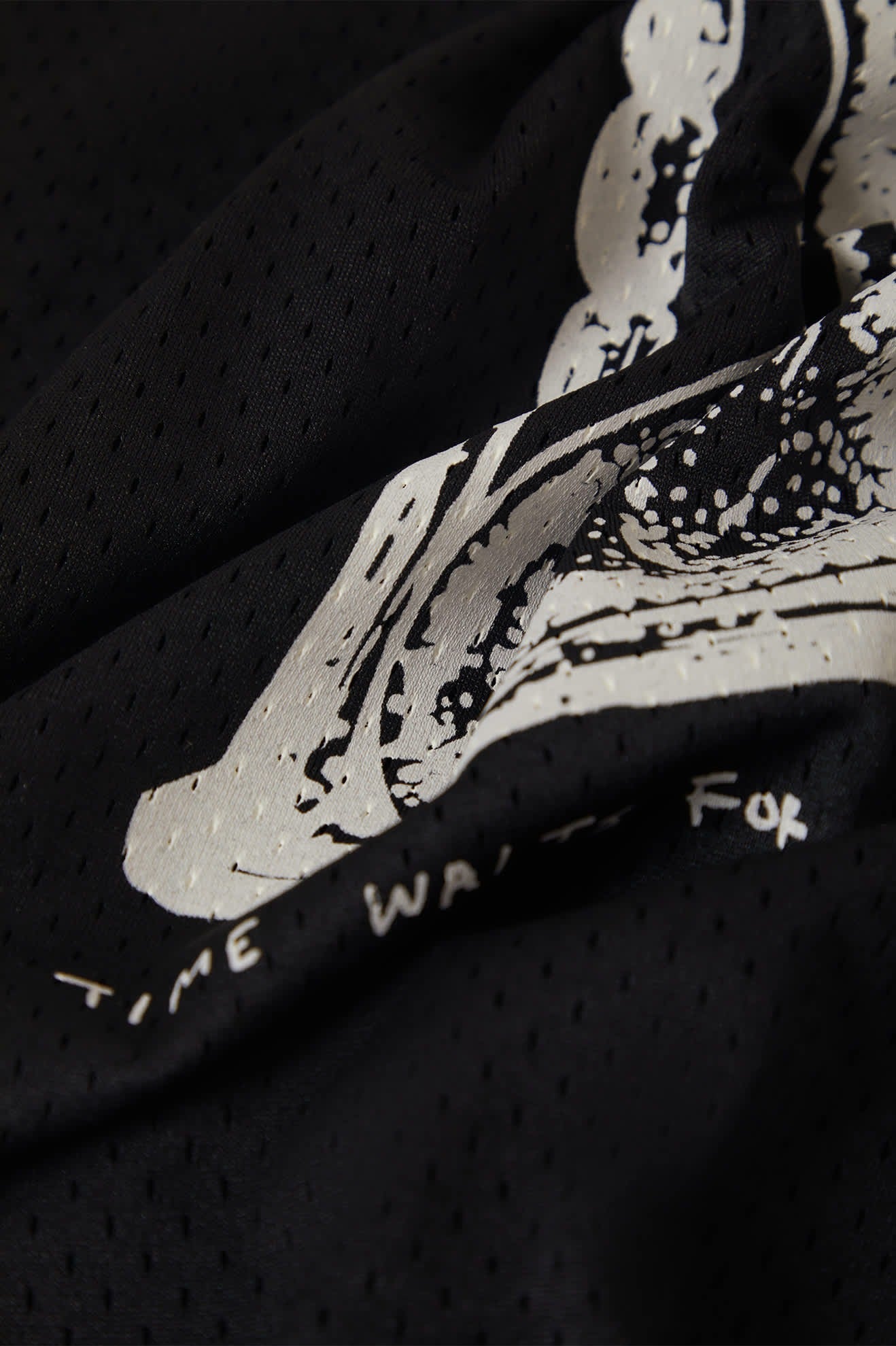 Baggy Mesh Practice Jersey - Black/White Chippa