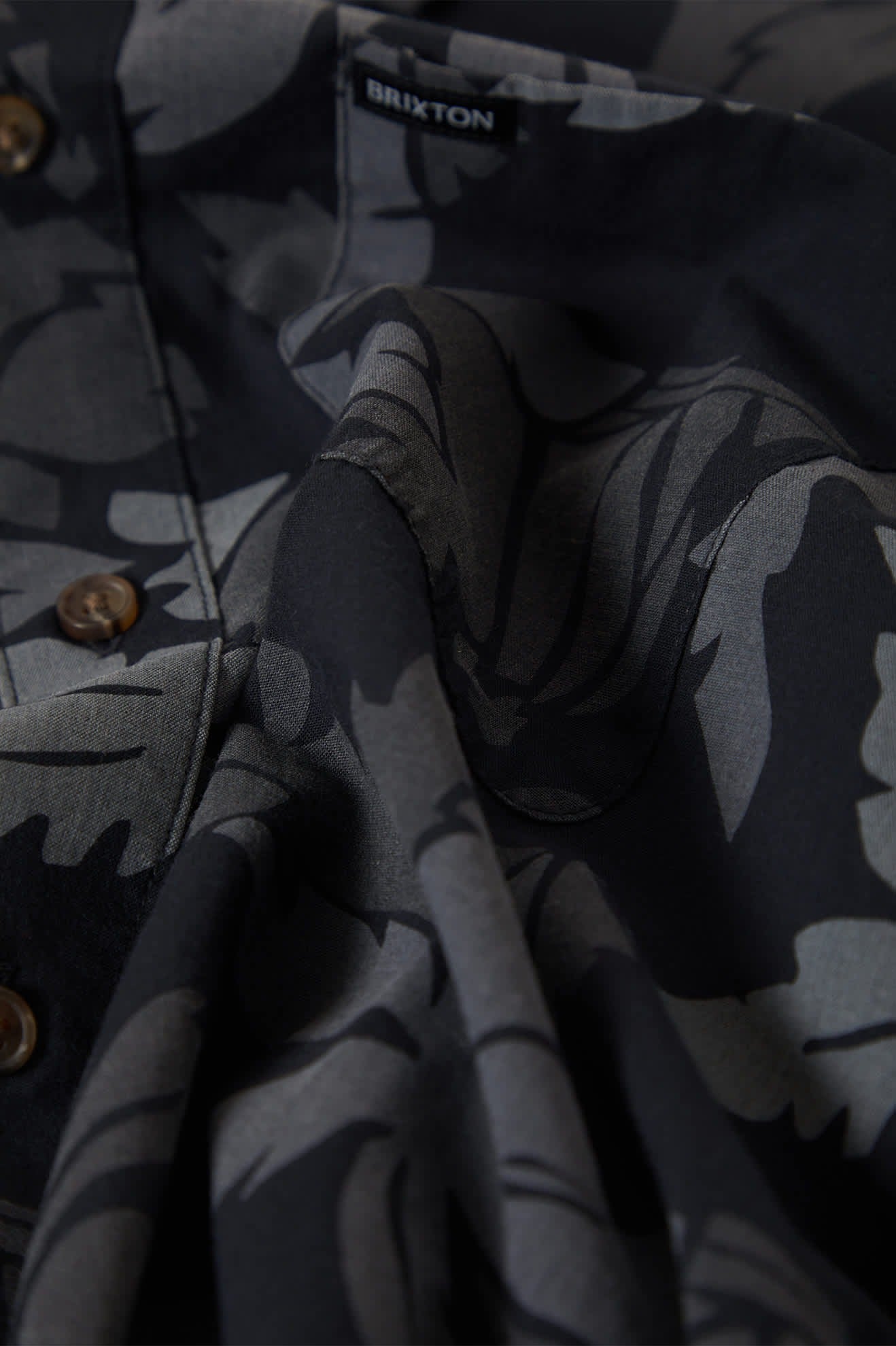 Charter Print Short Sleeve Shirt - Black/Trooper/Future Grey Palm Floral