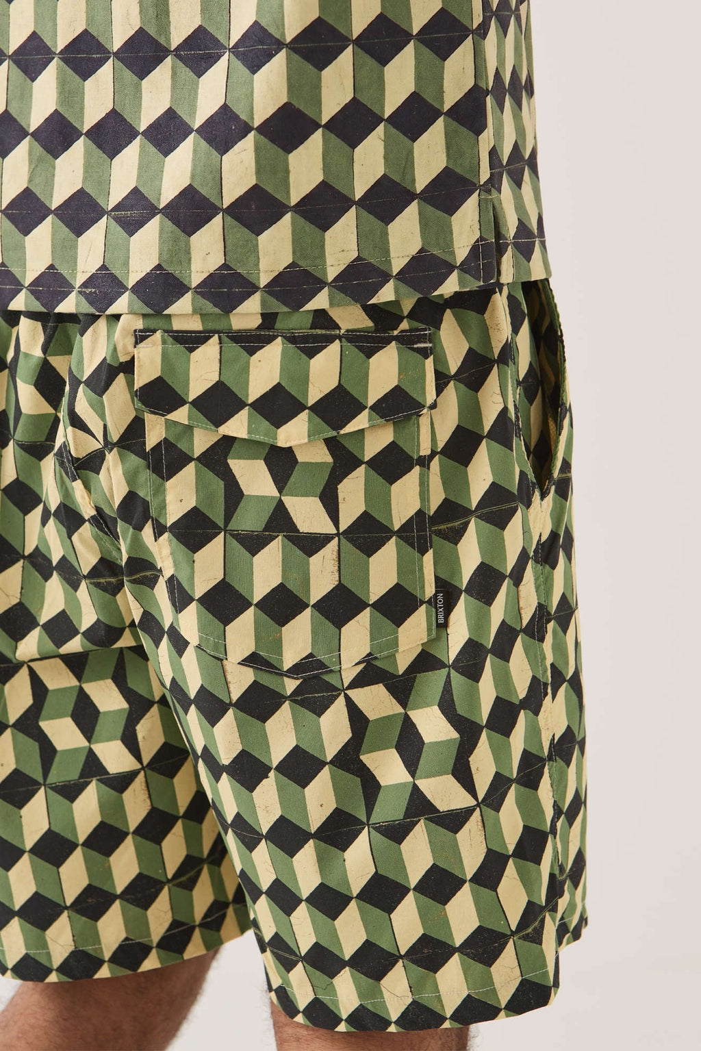 Burger She Wrote Hybrid Short - Black/Green Tile