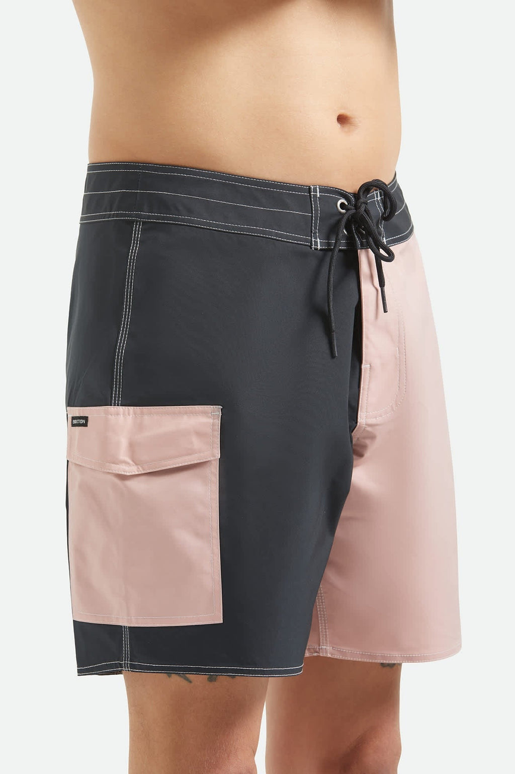 Classic Trunk 17" - Black/Silver Pink