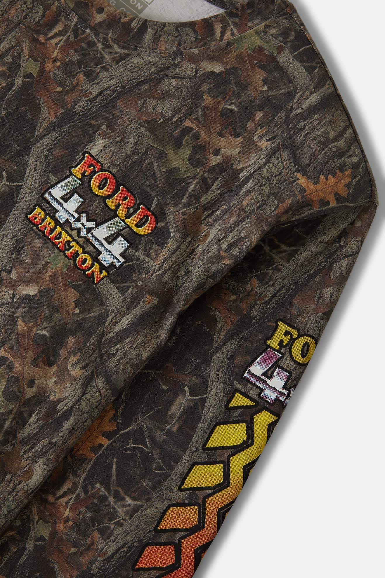 Ford 4x4 Chrome T-Shirt - Boxwood Green