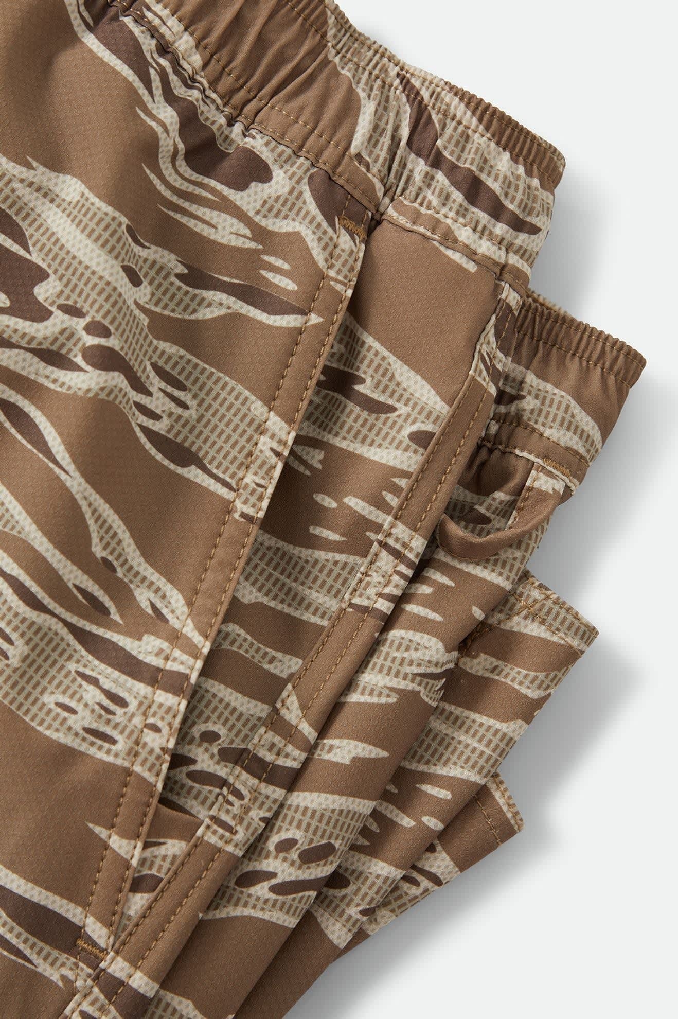 Journey Active Short - Desert Tiger Camo