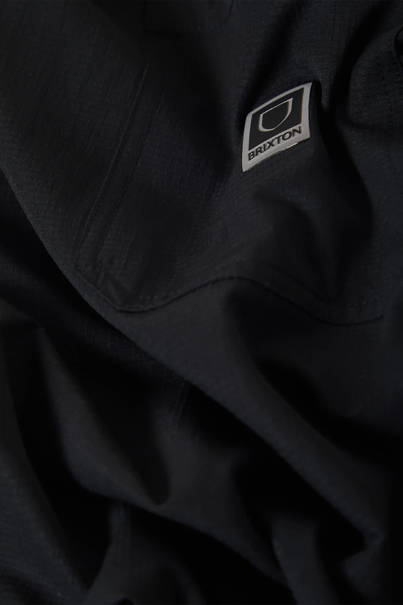 Journey Lightweight 1/2 Zip Cropped Short Sleeve Shirt - Black