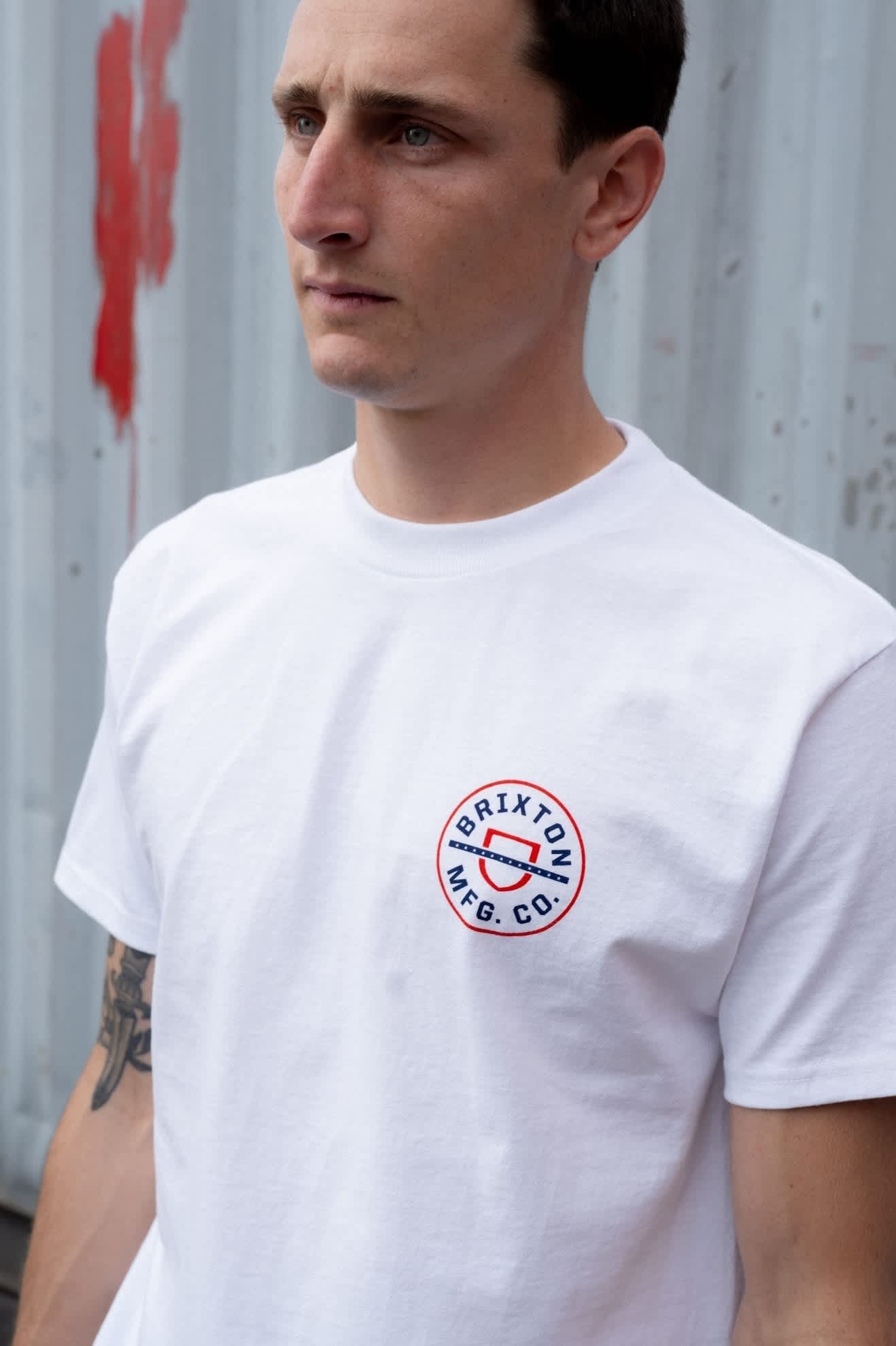 Crest Starline Short Sleeve Standard T-Shirt - White/Red/Navy