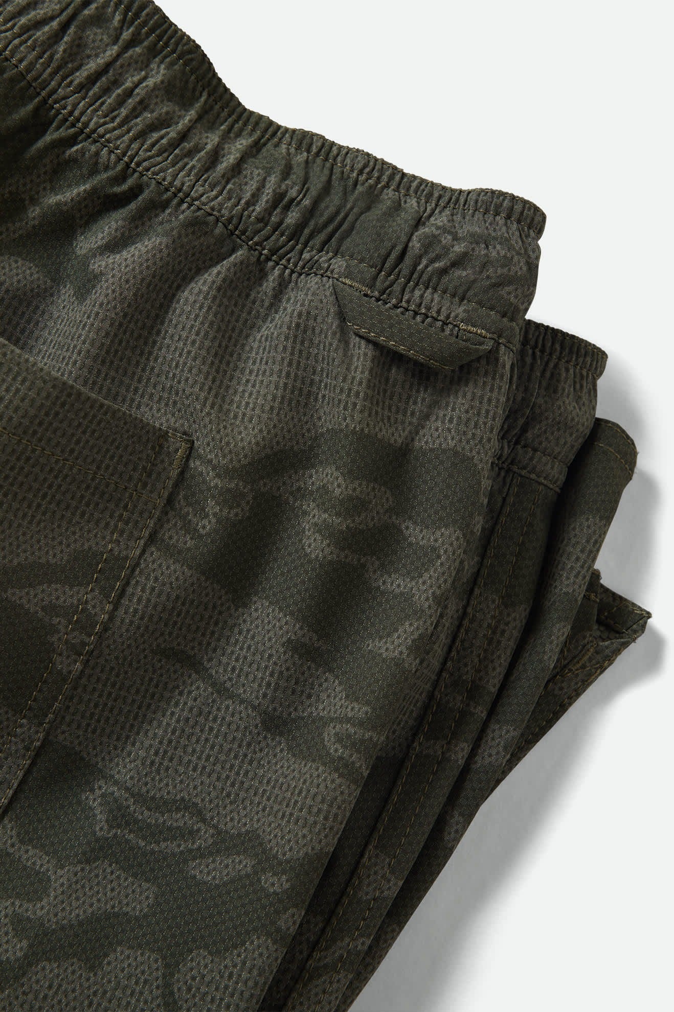 Journey Active Short - Olive Tiger Camo