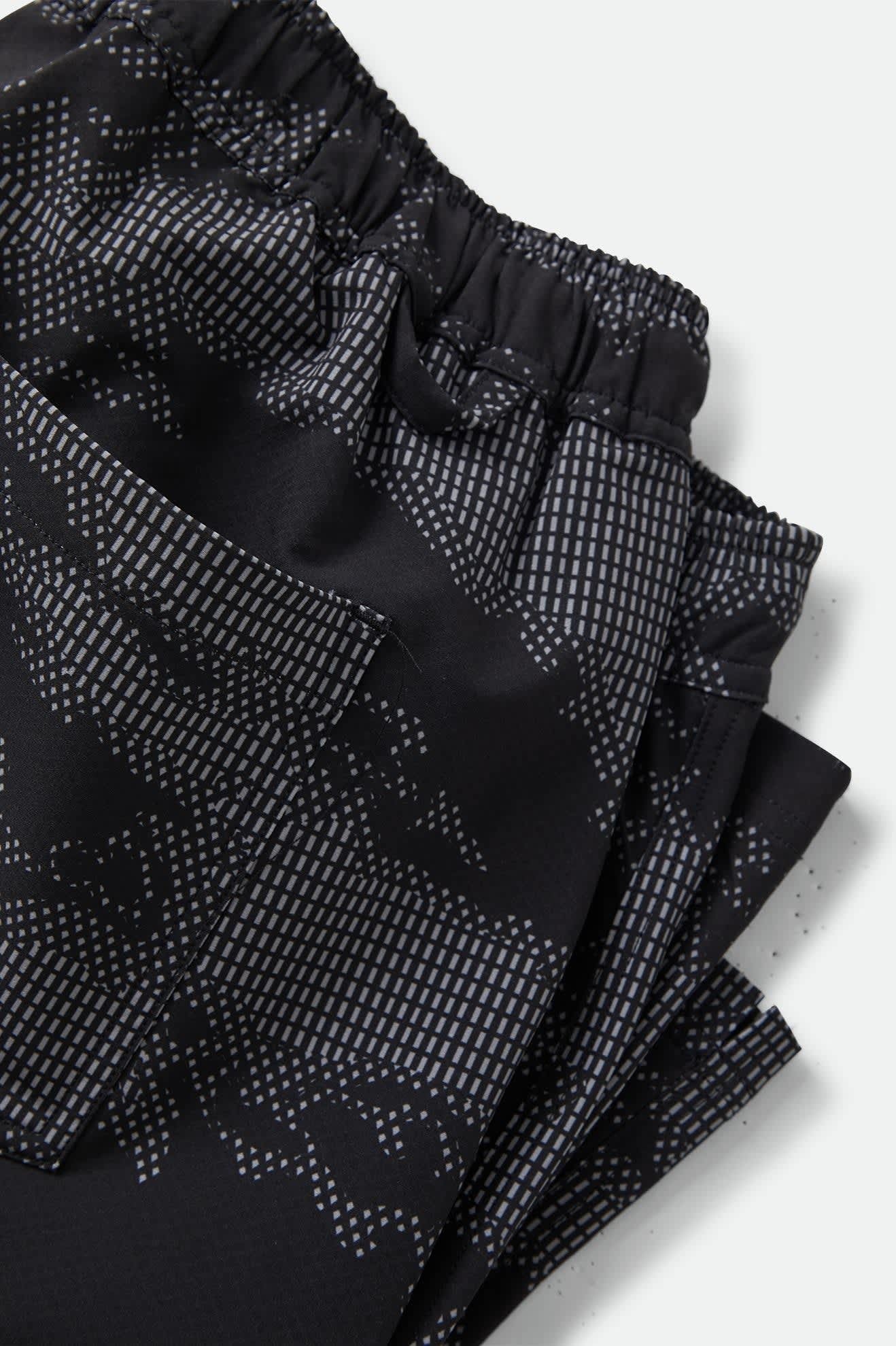 Journey Active Short - Black Camo