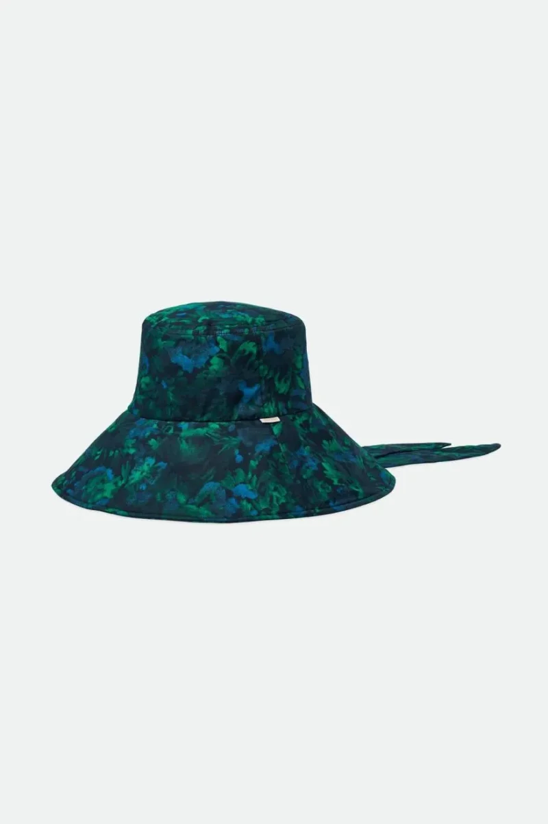 packable bucket hat in black lightweight stylish